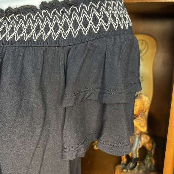 American Eagle Outfitters Soft & Sexy Smocked Top Size Small - Picture 3 of 7